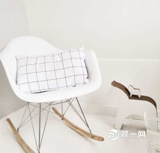 格子抱枕 格子抱枕