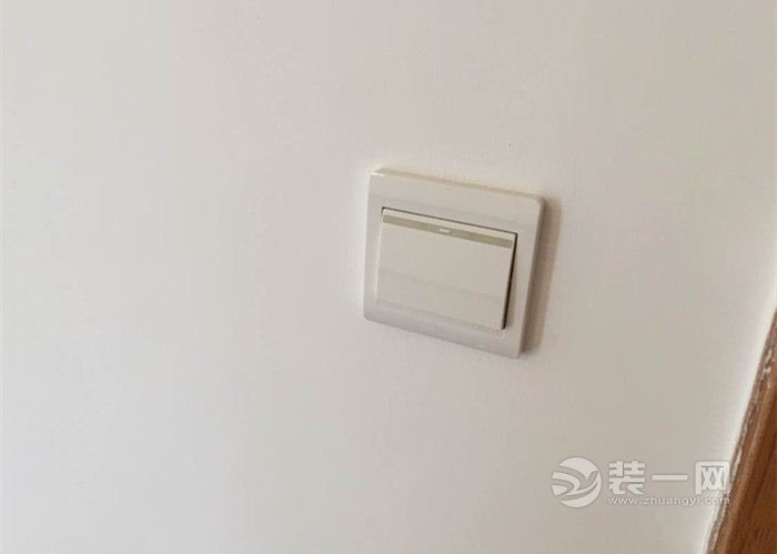 90平三房装修日记图片——油漆篇